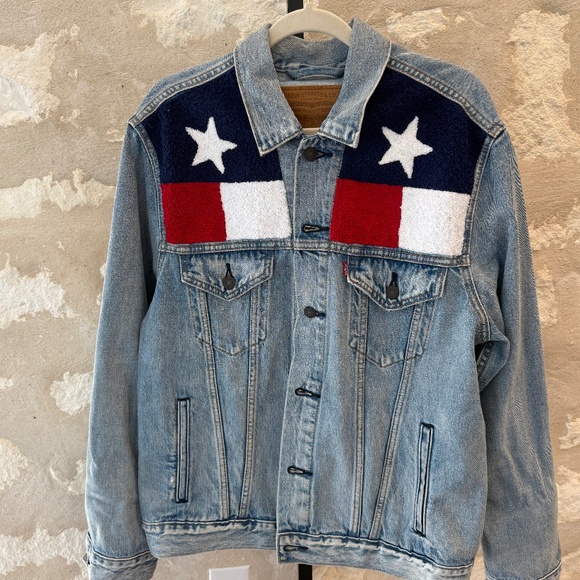 Custom Texas Flag embroidered Levi’s Denim Jacket Unisex - Picture 1 of 6
